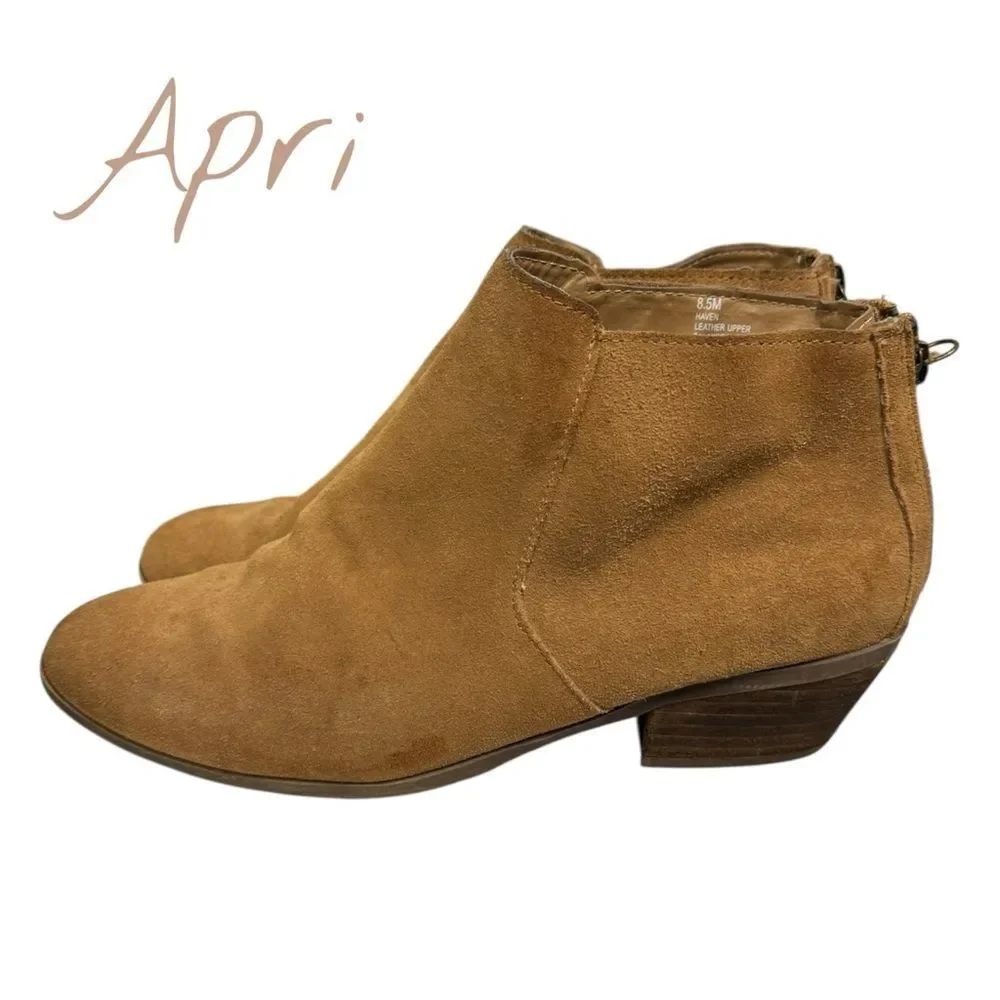 Apri by Italian Shoemakers Haven Suede Leather Ankle Boots Booties 8.5